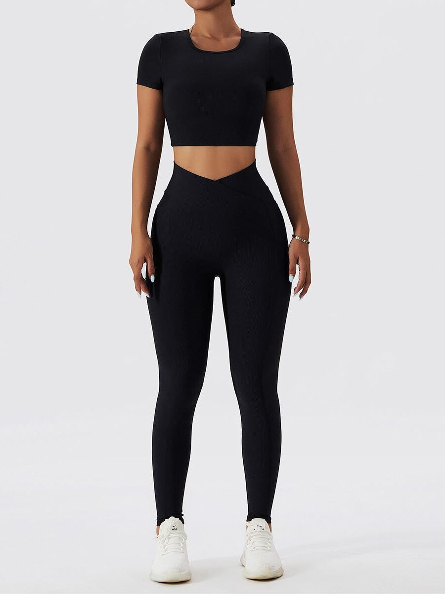 Femme & Flirty Open-Back Ribbed Short-Sleeve Crop Top & High-Waist Pocket Leggings Set - Perfect for Everyday Wear!