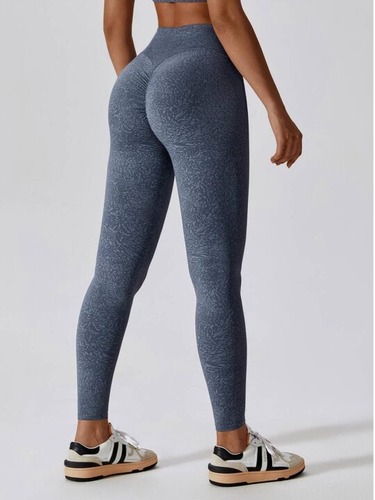 Camouflage High-Waisted Scrunch Butt Leggings