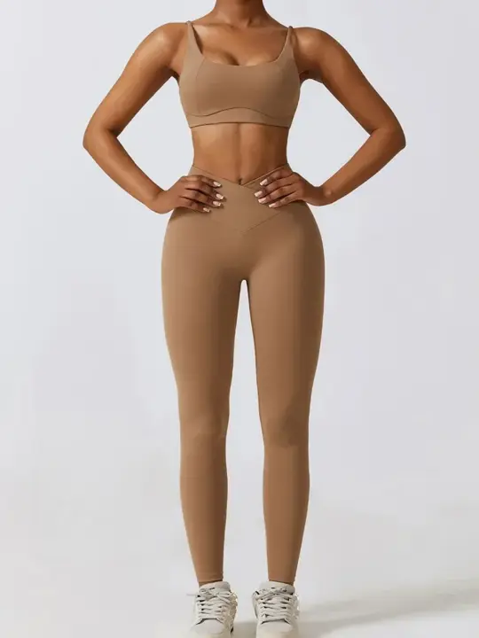 Yoga Flow in Style: Spaghetti Strap Push-Up Bra & V-Waist Pants for an Unstoppable Workout!
