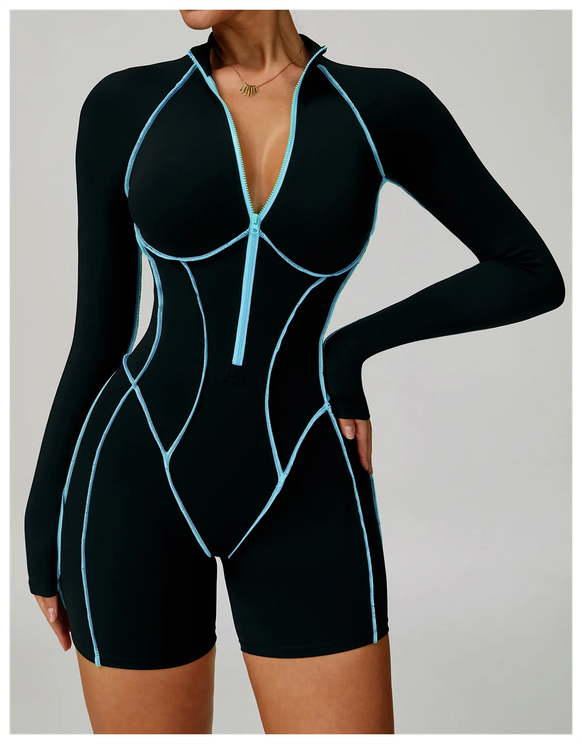 Empower Your Workout: Versatile Gym Set for Women - Long Sleeve Jumpsuit with Push Up Support, Perfect for Training, Yoga, and Fitness - Sleek Sportswear for the Active Female