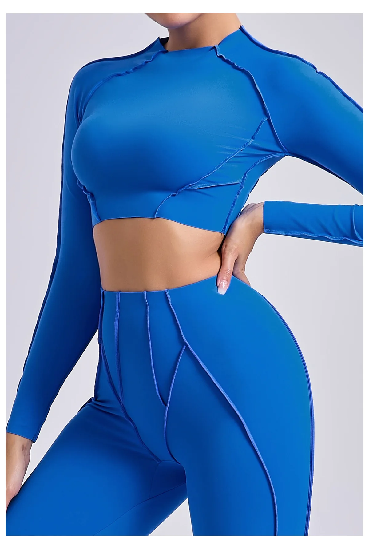 Unleash Your Inner Goddess with this Sizzling Workout Top: Long Sleeve Gym T-shirt for Women, Perfect for Pilates, Yoga, and Running. Elastic and Sexy Active Wear Sports Shirt for Ultimate Fitness!