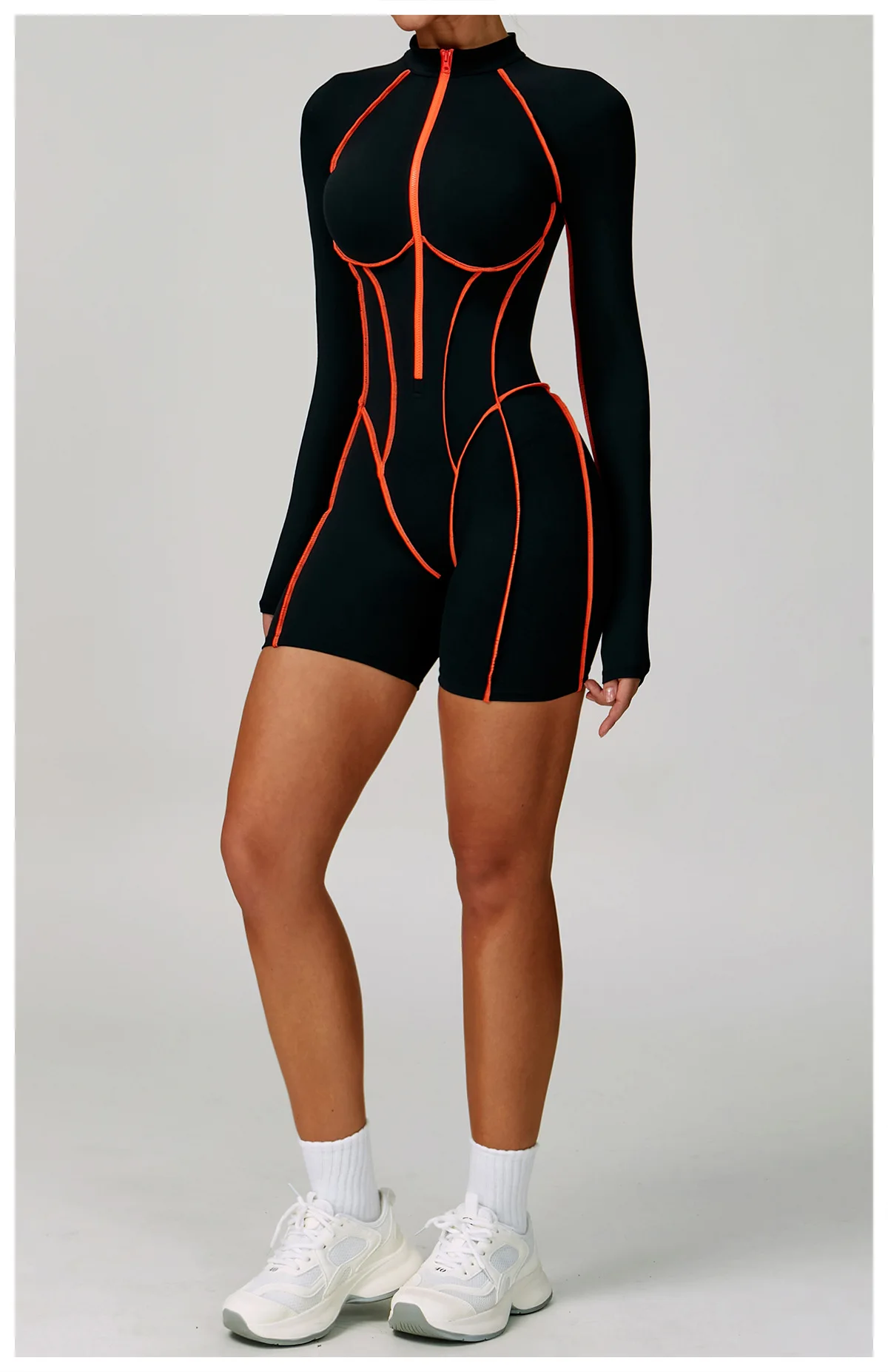 Get Fit and Flirty with our Hot Yoga Jumpsuit Set for Women - Long Sleeve Fitness Romper with Push Up Technology and a Wide Range of Sportswear Options!