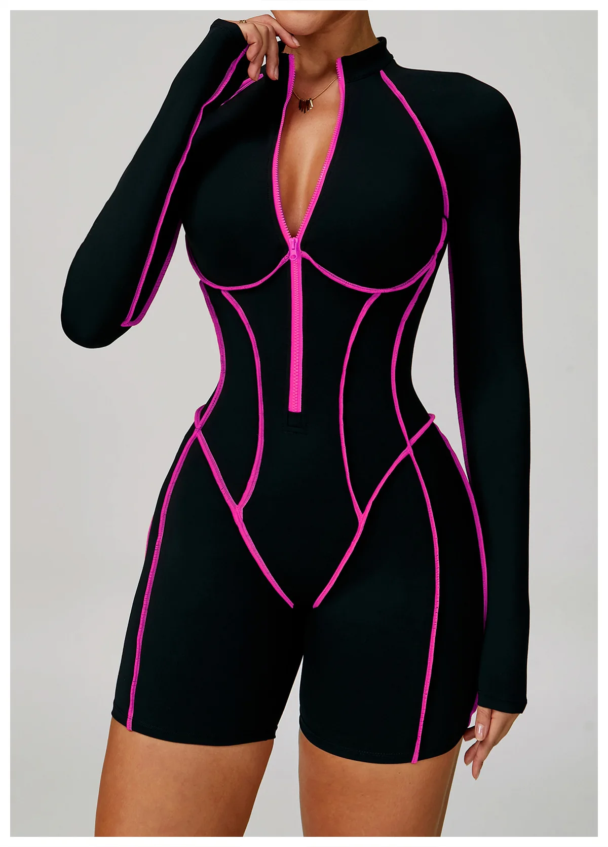 Get Fit and Fabulous with our Versatile Gym Set Womens Jumpsuit - Perfect for Training, Yoga, and Beyond! Stay Stylish and Comfortable in our Long Sleeved Sports Fitness Rompers - Designed for Women who Love to
