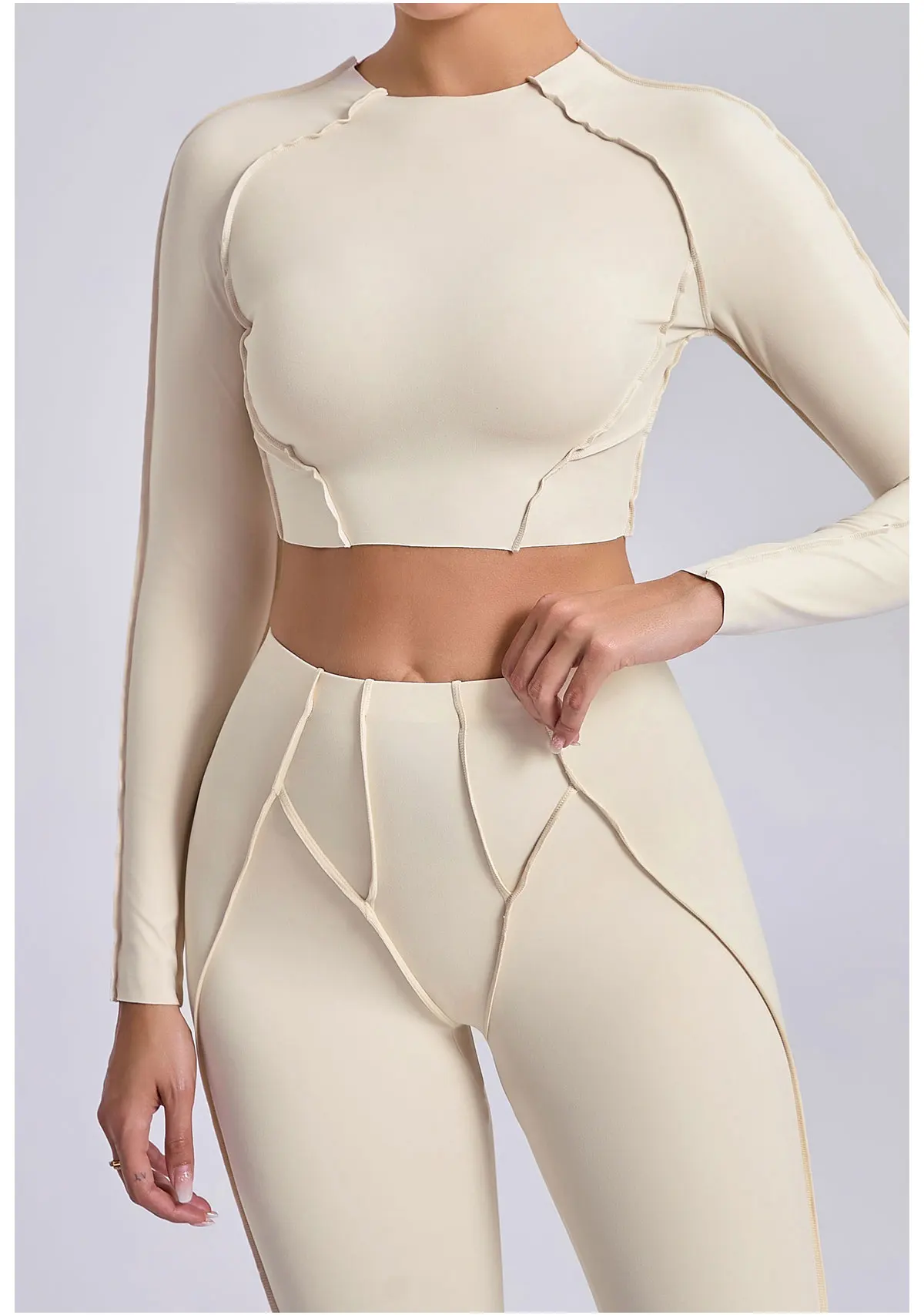 Effortlessly Chic: Womens Long Sleeve Workout Top for Pilates, Yoga, and Running - Elastic Fitness Apparel for Active Wear at the Gym