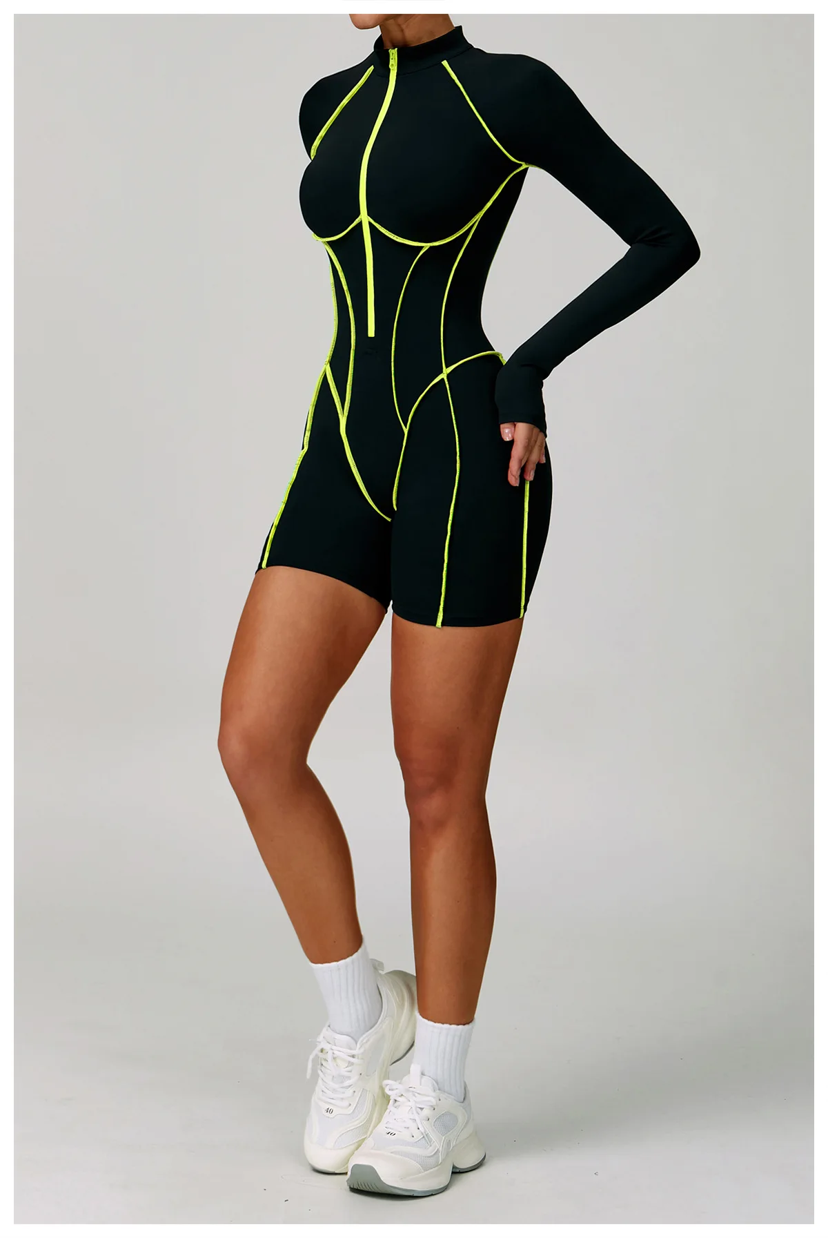 Fit and Fabulous: The Ultimate Gym Set for Women - Jumpsuit, Yoga Suit, Sportswear, and More! Long-Sleeved, Push-Up Bodysuits for a Killer Workout