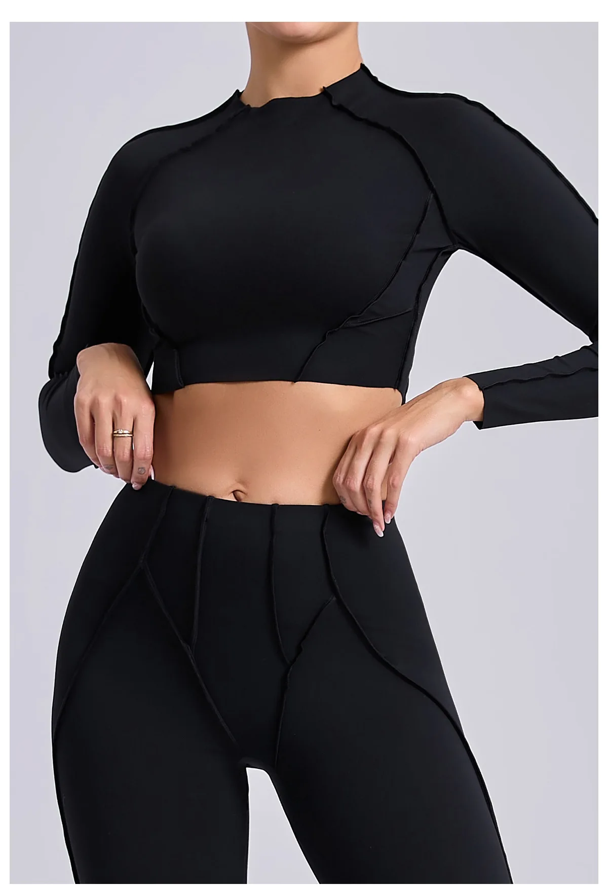 Unleash Your Inner Athlete with this Versatile and Stylish Long Sleeve Workout Top for Women - Perfect for Gym, Pilates, Yoga, and Running!