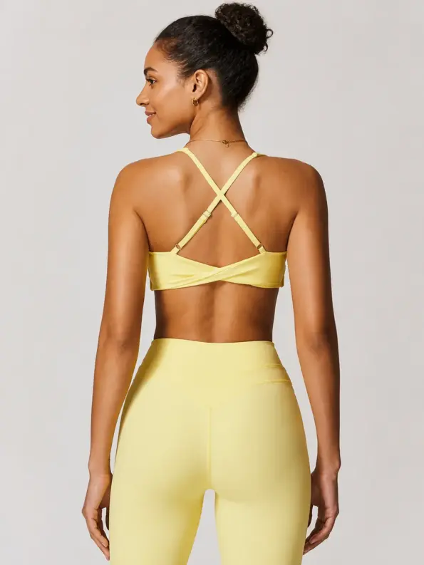 Aerial Loom Scoop-Neck Racerback Sports Bra — pale yellow — sports-bra — authoritative variation match