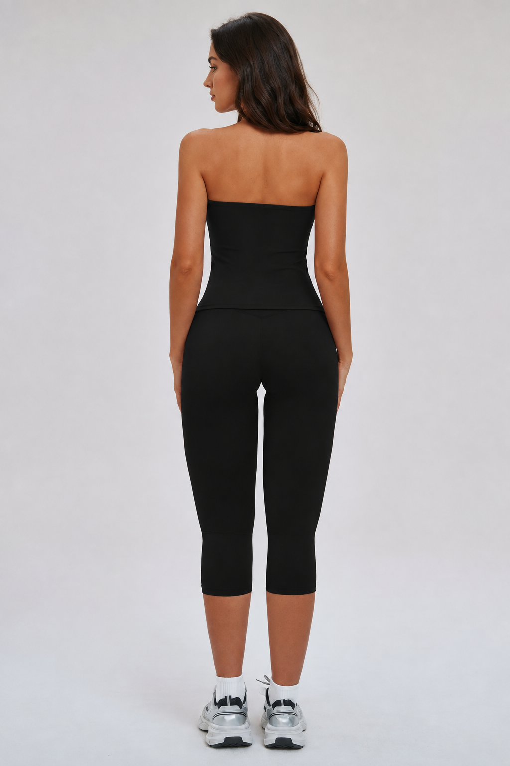 Contour Ease Capri Leggings - Image 18