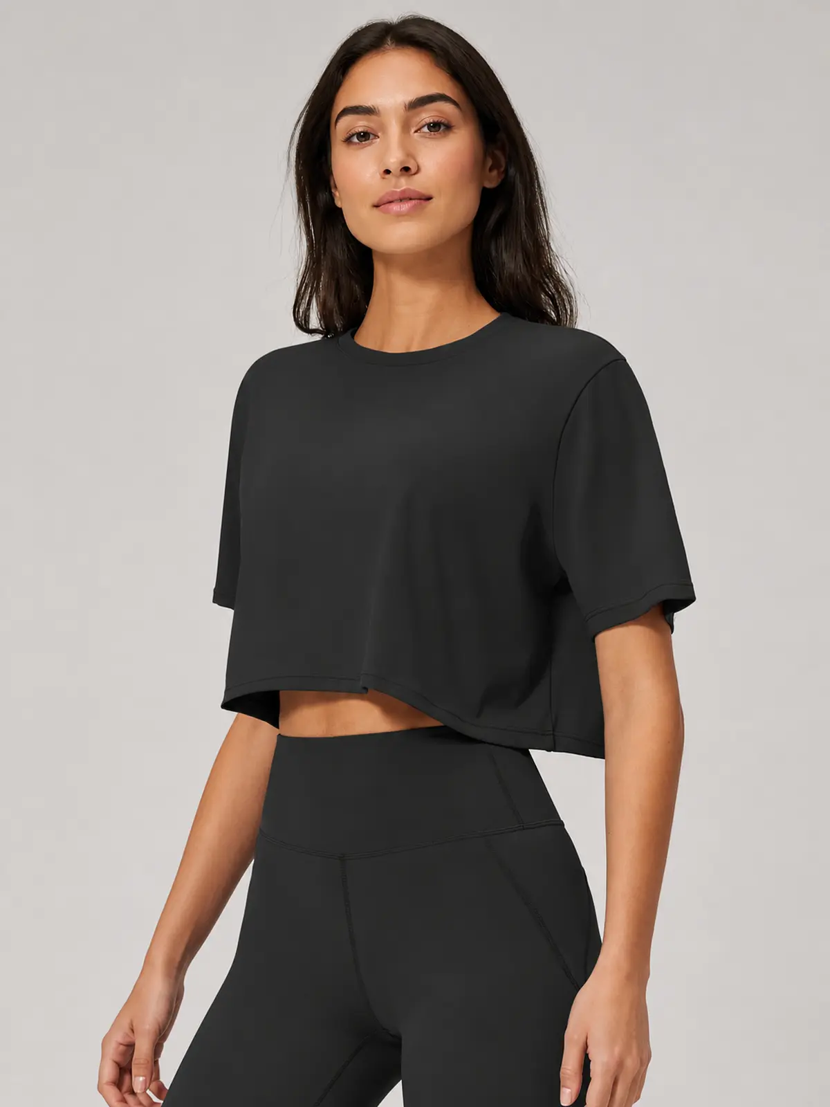 Daylily Note Cropped Short-Sleeve Crew-Neck Yoga T-Shirt — black — general — authoritative variation match