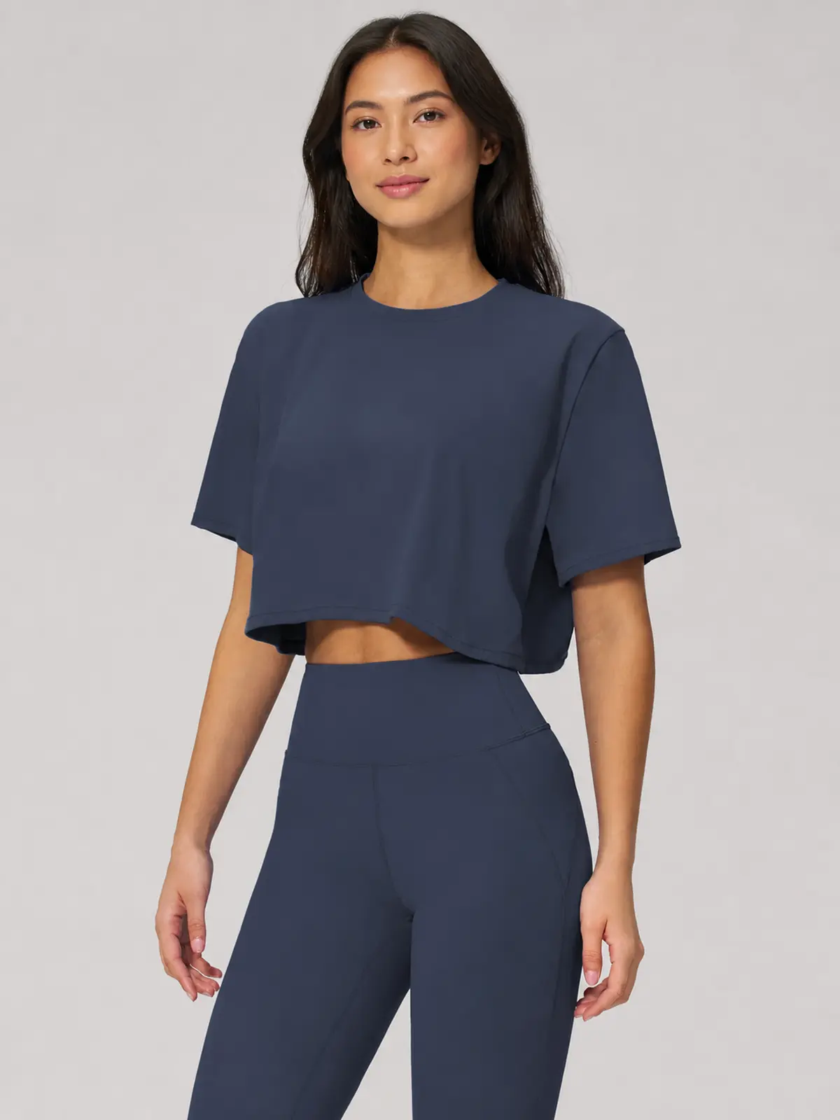 Daylily Note Cropped Short-Sleeve Crew-Neck Yoga T-Shirt — cobalt blue — general — authoritative variation match