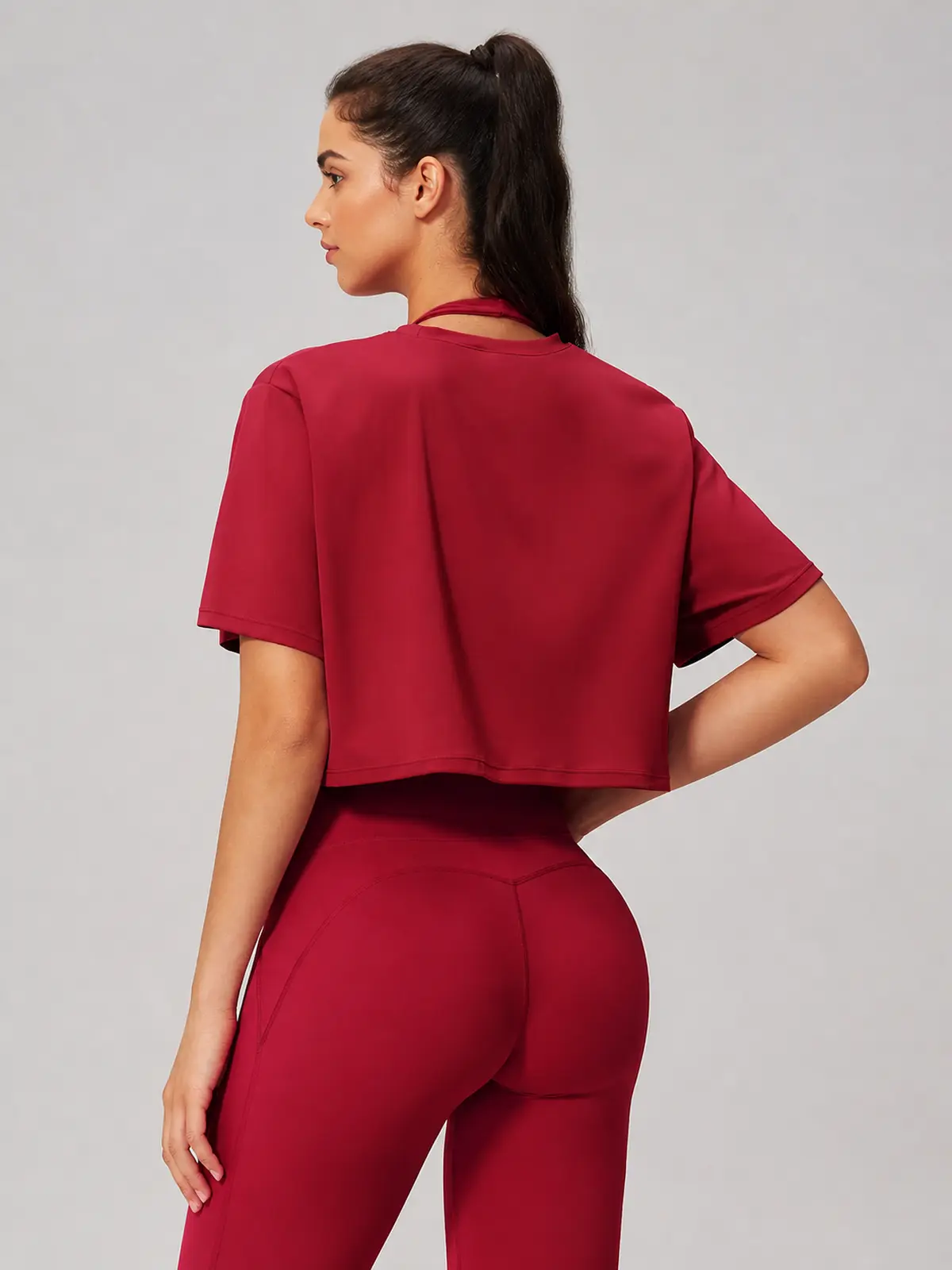 Daylily Note Cropped Short-Sleeve Crew-Neck Yoga T-Shirt — dark cherry red — crop-top — authoritative variation match