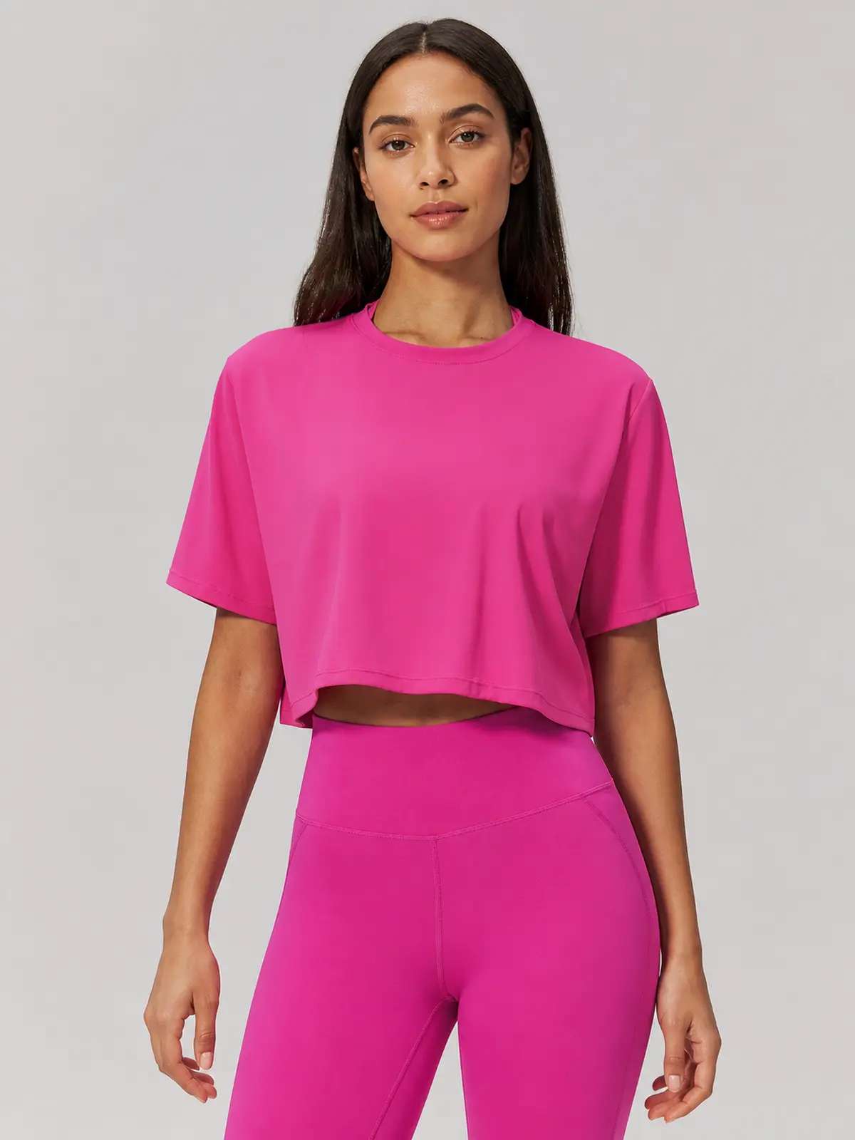 Daylily Note Cropped Short-Sleeve Crew-Neck Yoga T-Shirt — magenta — crop-top — authoritative variation match