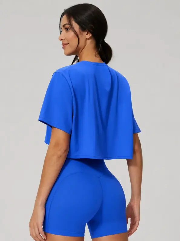 Daylily Note Cropped Short-Sleeve Crew-Neck Yoga T-Shirt — royal blue — crop-top — authoritative variation match