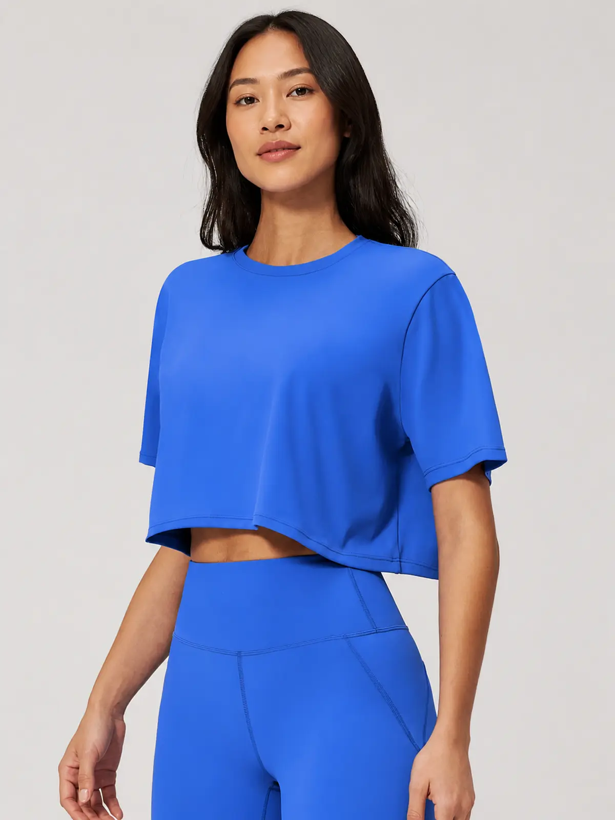 Daylily Note Cropped Short-Sleeve Crew-Neck Yoga T-Shirt — royal blue — general — authoritative variation match