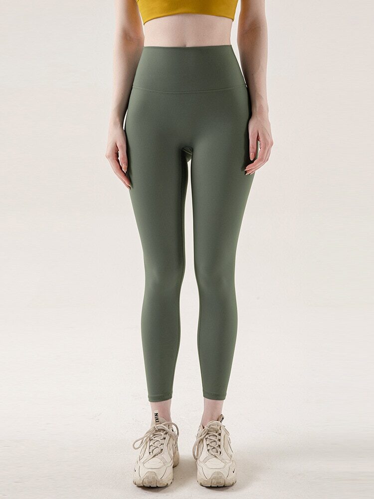 High-Performance Yoga Leggings with a Soft, Sleek Feel - Perfect for Sports and Relaxation