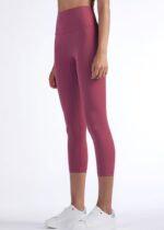 Namaskar Harmony Womens Stretchy Yoga Capris - Feel the Ease and Comfort of Your Flow
