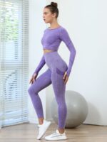 Flow with Ease in Mobility: 2-Piece Yoga Outfit Set for Maximum Comfort and Flexibility