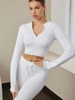 Sporty Dynamic 2-Piece Long Sleeve Yoga Outfit, Ready to Get Your Sweat On!