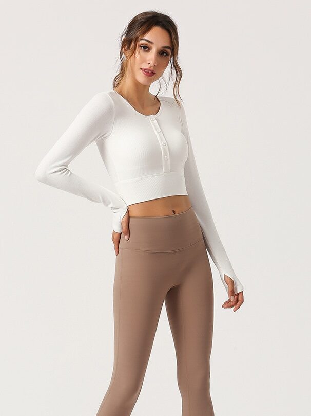 Stay Stylish & Fit with this Elegant Long Sleeve Crop Top - Perfect for Exercise & Workouts!