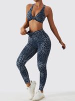 Wildly Stylish Leopard Print Flow Yoga Leggings Set - Perfect for Your Yoga Practice!