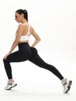 & Style

Scrunch Bum High-Waist Elegant Yoga Tights - Maximum Comfort & Fashionable Flair