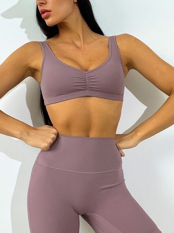 Essentia Movement Scrunch-Top Sports Bra with Elastic Band: Supportive, Sexy, and Ready for Action!