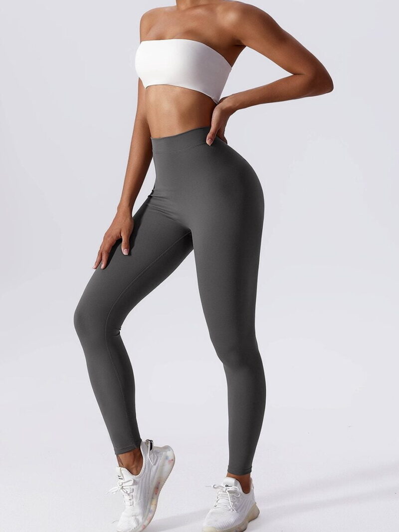 Luxuriously Soft Seamless High-Waist Leggings for Fitness and Balance - Caliber Quality