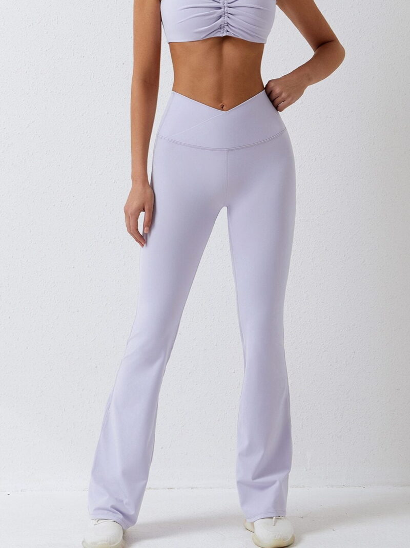 Luxurious Look & Feel: Womens Scrunched Top & V-Shaped Waistline Leggings - 2-Piece Set for a Flattering Fit!