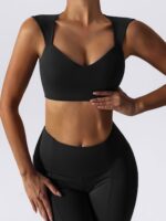 Sexy Elegance Flared Wide Leg Cut 2-Piece Yoga Set with High Support Fitness Top - For Ultimate Comfort and Style.