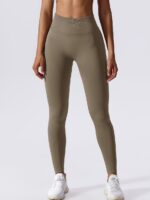 Discover Comfort & Style with Essentia Movements Bum Scrunch Yoga Leggings - Perfect for Any Exercise!