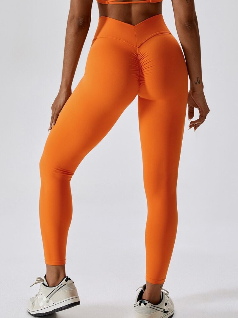 Enhance Your Natural Curves with Our Scrunch-Butt V-Waist Booty-Lifting Leggings