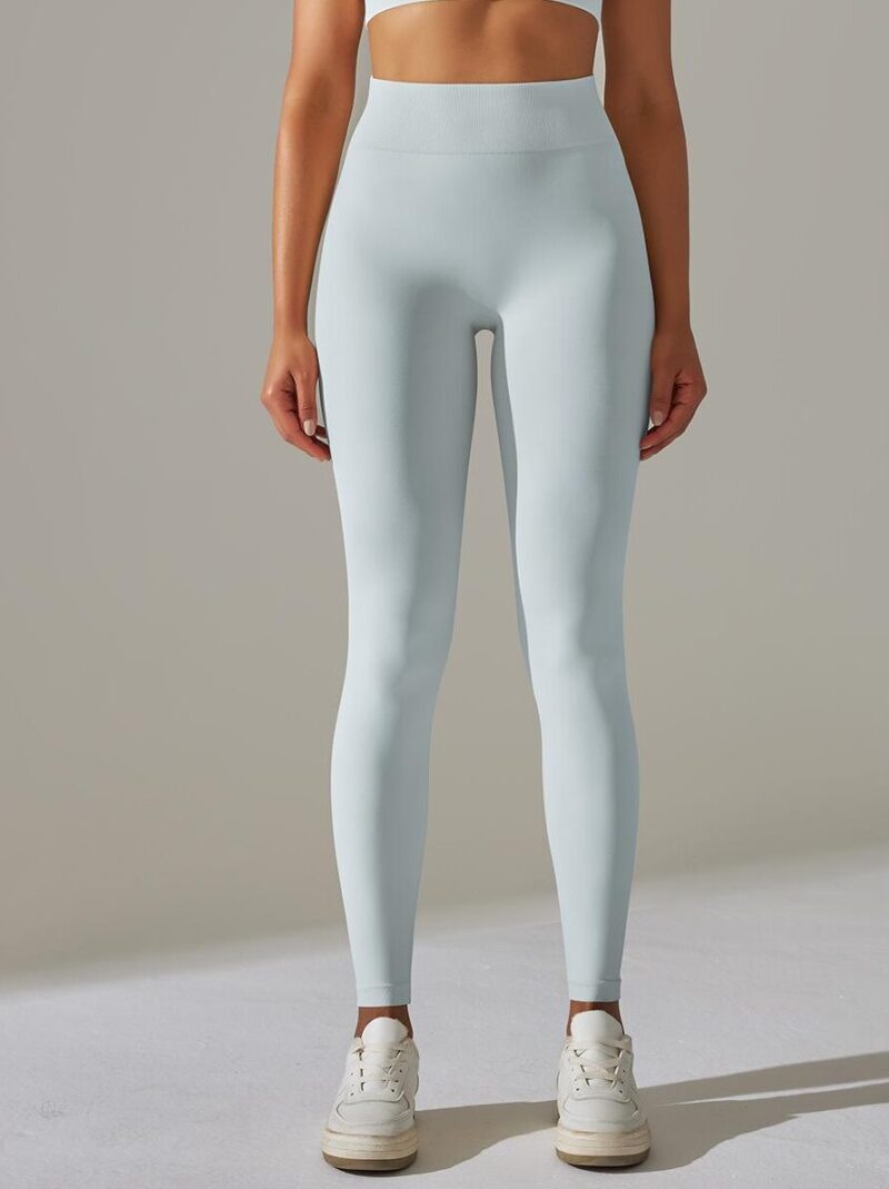 Experience All-Day Comfort in Our High-Waisted Breathable Leggings!