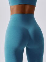 Fashion-Forward High-Rise Leggings with Scrunchy-Bum Detail for a Flattering Fit