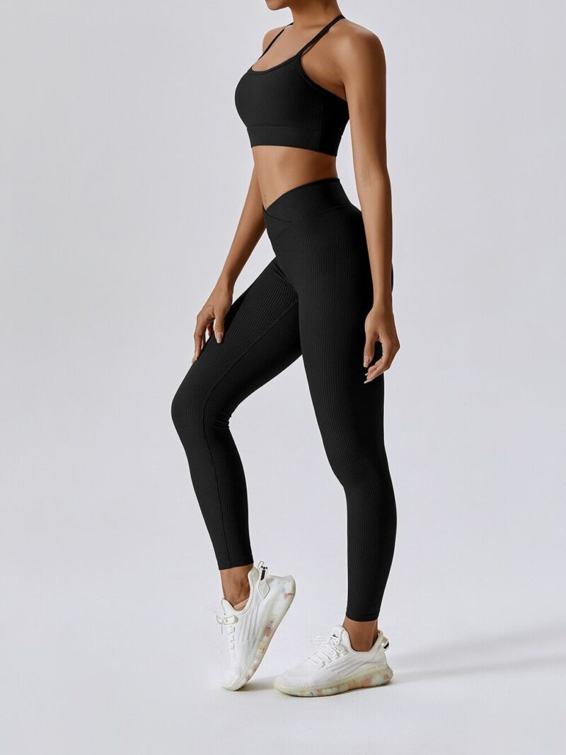 High-Performance Womens Athletic Outfit: Ribbed Spaghetti Strap Sports Bra & Elastic V-Waist Leggings Set - Comfort & Style for the Gym & Beyond!