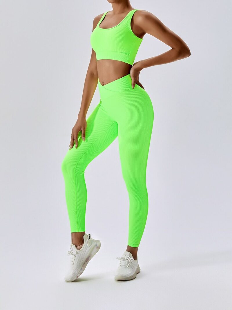 Hot and Sporty: Ribbed Backless Strappy Sports Bra & Elastic V-Waist Leggings Set - Perfect for Working Out and Lounging!