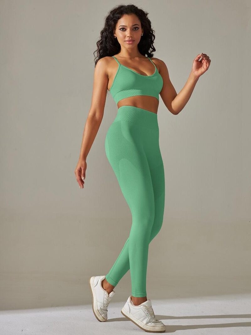 Look & Feel Fabulous in our Seamless, Adjustable, High-Waisted Sports Bra & Leggings Set - Perfect for Activewear & Everyday Wear!