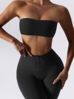 Look & Feel Sexy in This Strapless Sports Bra & Push Up Elastic High-Waist Leggings Set - Perfect for Working Out or Lounging Around!