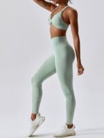 Luxurious High-Rise Leggings with Scrunch-Booty Detail