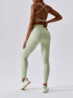 Seductive Scrunchy Booty Leggings & Low-Impact Cross-Back Athletic Bra Set - Perfect for Working Out or Showing Off!