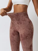 Sensuous Tie-Dye Scrunch Butt Leggings with High-Waisted Seamless Fit - Feel Sexy and Confident in These Stylish and Comfortable Leggings!