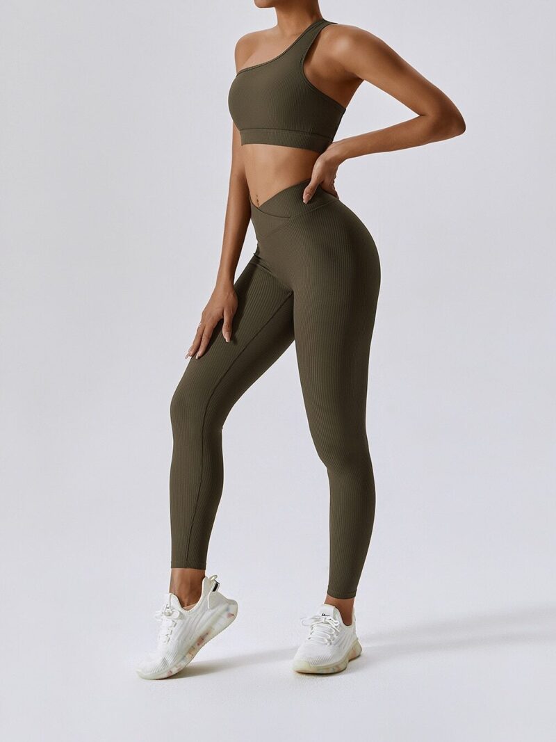 Sexy Ribbed One-Shoulder Sports Bra & Elastic V-Waist Leggings Outfit - Perfect for the Gym or a Night Out!
