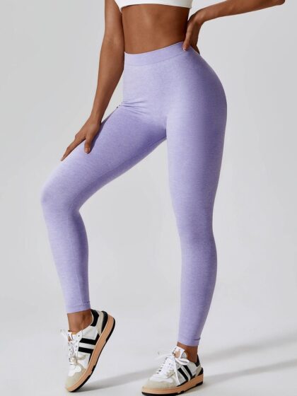 Sexy V-Shaped Seamless Scrunch Butt Leggings - Perfect for Workouts or a Night Out!