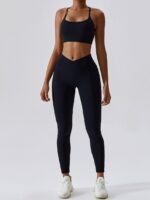 Shapely High-Waisted Scrunch-Butt Leggings with Pockets - Enhance Your Booty and Flaunt Your Curves!