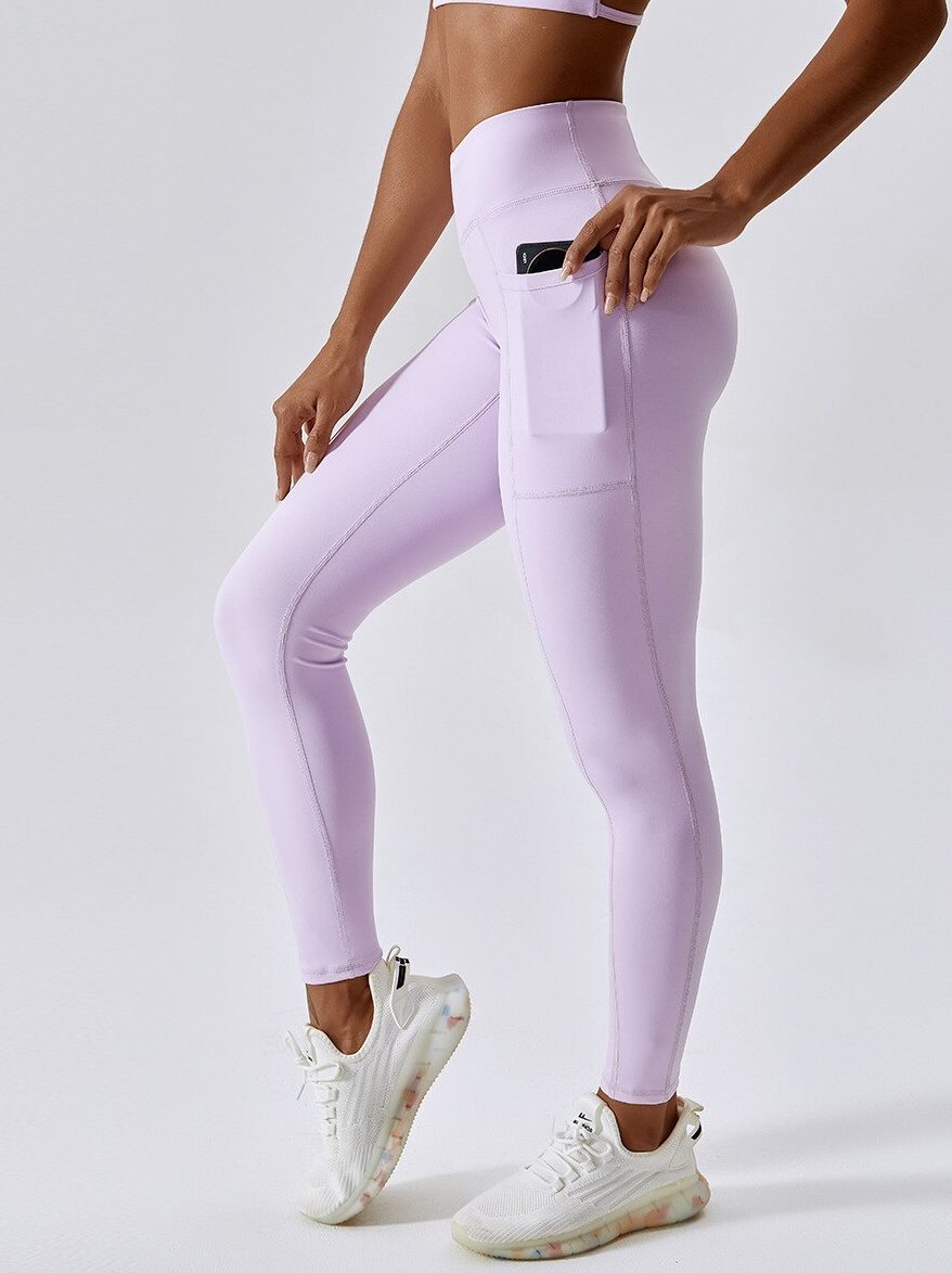 High-Waisted Scrunch-Butt Leggings with Pockets • Value Yoga