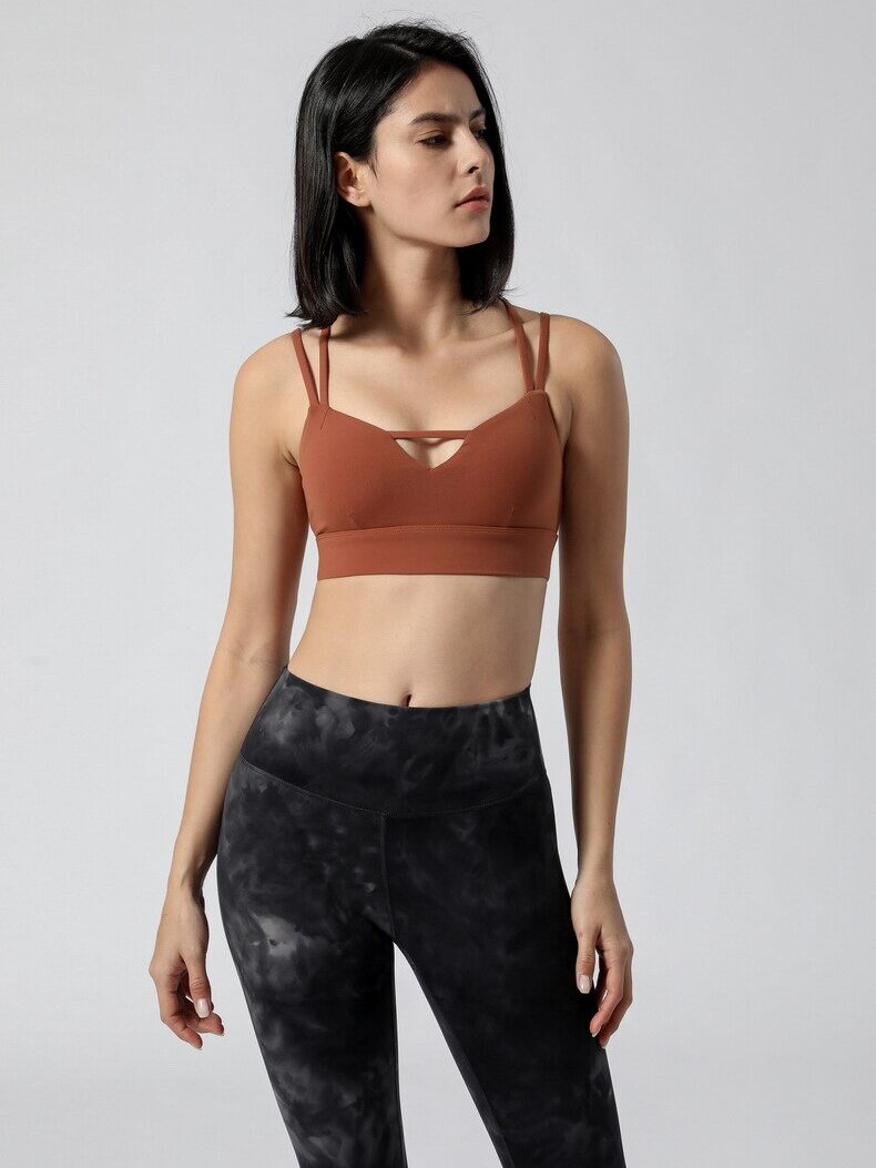 Spirit Harmony: Feel the Comfort and Style of this Stylish Criss-Cross Strapped Sports Bra