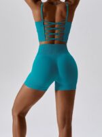Sporty Seamless Ribbed Bra & Flattering High-Waisted Shorts Duo - Perfect for Working Out!