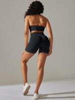 Stay Cool and Comfortable in this Halter Sports Bra & High Waisted Shorts Set! Perfect for Exercise, Yoga, and Everyday Wear. Breathable Fabric for Maximum Comfort.