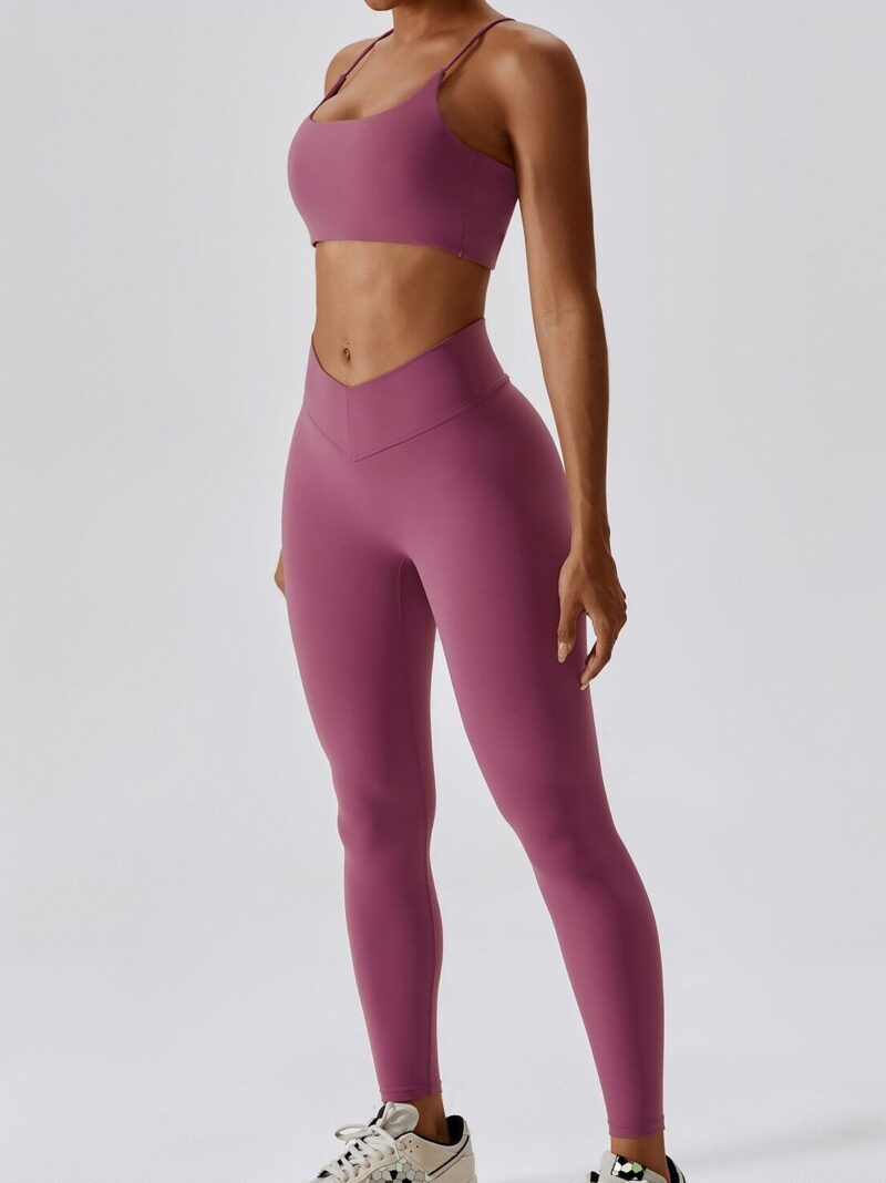 Stretchy Backless Spaghetti Strap Sports Bra & V-Waist Scrunchy Booty Leggings - A Perfect Match for Your Active Lifestyle!