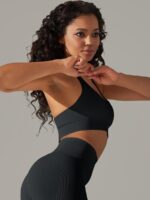Stylish Backless Halter Sports Bra with Cooling Breathability and Maximum Comfort