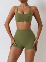 Sultry Scrunch-Back Seamless High-Waisted Shorts – For a Flattering, Sexy Look!